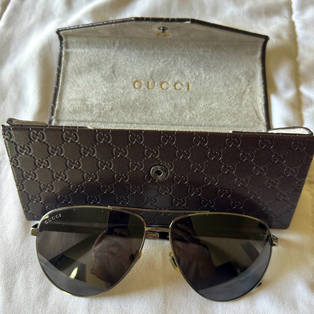 Authentic Gucci Aviator sunglasses